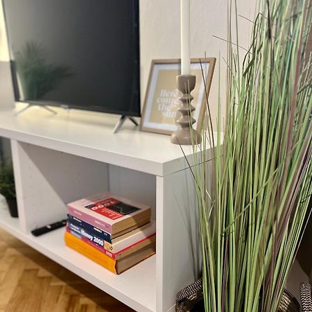 Apartment Cecil - Old Town Bratislava Bagian luar foto